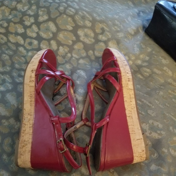 3/$50 Vaneli Red Patton Sandal Sz 6 - Picture 3 of 7